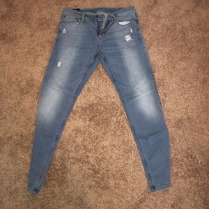 hollister semi ripped skinny jeans